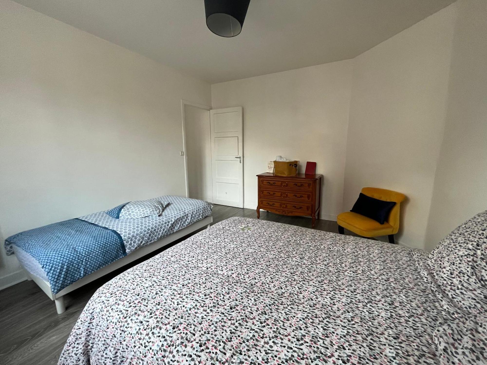 Les D'albatre, Le 56 Appartement
